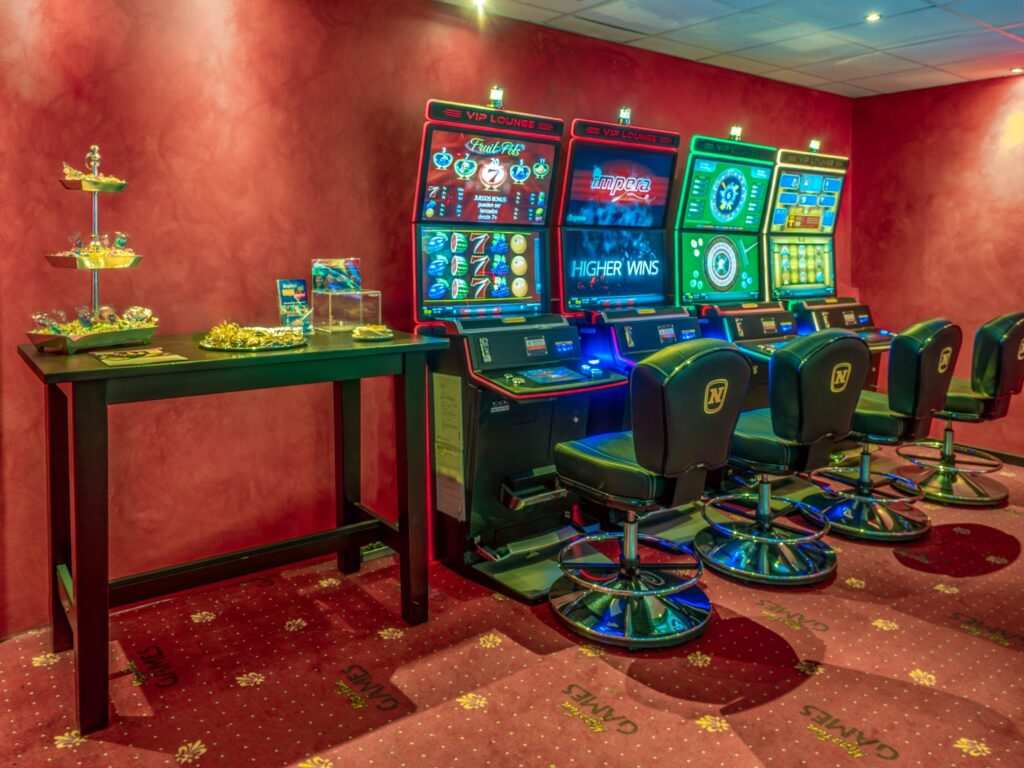 Diversión-emoción- SantaPonsa-MegaFunGames-juegos-emocion-salon-juegos-mega-fun-games-diversión-apuestas-casino-apuestas-deportivas-maquinas-tragaperras-juegos-ruleta-jackpot-premios-sportsbar-sportium-mallorca-palma-santa-ponça-playadepalma-manacor-polígono-paseomaritimo-avenidas-ciudadjardín-gambling-slotmachine-spielhalle-Spaß-spielhallen