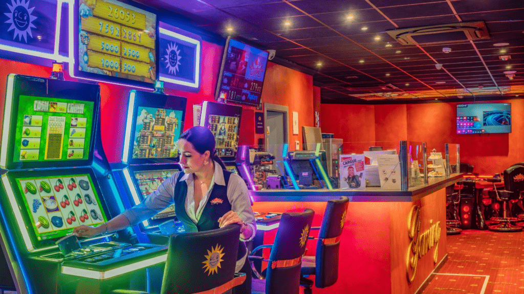 historia-industria-juego-MegaFunGames-juegos-emocion-salon-juegos-mega-fun-games-diversión-apuestas-casino-apuestas-deportivas-maquinas-tragaperras-juegos-ruleta-jackpot-premios-sportsbar-sportium-mallorca-mallorcacasino-casino-palma-santa-ponsa-playadepalma-manacor-polígono-paseomaritimo-avenidas-ciudadjardín-gambling-slotmachine-spielhalle-Spaß-spielhallen